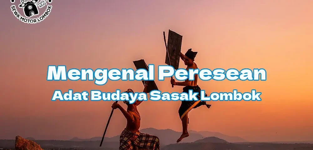 Di balik keindahan pulau Lombok yang memikat hati para wisatawan dunia, tersimpan sebuah tradisi kuno yang penuh makna dan keberanian: Peresean. Ini bukan sekadar pertarungan antara dua lelaki bertongkat rotan dan berperisai kulit. Peresean adalah perwujudan jati diri masyarakat Sasak, suku asli Lombok, dalam bentuk seni bela diri yang sarat dengan nilai-nilai luhur. Dentingan rotan yang bersahut-sahutan bukan hanya menggetarkan udara, tetapi juga membangkitkan semangat dan warisan leluhur yang hidup dalam darah generasi penerus. Mari kita kenali lebih dalam warisan budaya yang satu ini — tradisi yang menyatukan keberanian, sportivitas, spiritualitas, dan persaudaraan. Asal Usul Peresean: Dari Ritualitas ke Ajang Ksatria Peresean diperkirakan telah lahir sejak masa kerajaan-kerajaan kuno di Lombok, terutama pada era Kerajaan Selaparang. Dahulu, Peresean dijadikan sebagai sarana melatih para prajurit agar tangguh dalam medan perang. Namun, bukan itu saja. Peresean juga digunakan sebagai ritual pemanggil hujan oleh masyarakat ketika musim kemarau panjang datang menghantui ladang dan sawah mereka. Pada masa itu, Peresean digelar di tengah lapangan terbuka, disaksikan oleh seluruh warga desa. Suara rotan yang menyentuh tubuh tak hanya memicu adrenalin, tetapi dipercaya menggugah alam semesta. Percikan darah dari luka dianggap sebagai bentuk pengorbanan untuk memohon keberkahan hujan dari Sang Pencipta. Siapa Saja yang Terlibat dalam Peresean? Dalam satu pertarungan Peresean, terdapat beberapa tokoh penting: Pepadu: Dua orang petarung yang saling berhadapan. Mereka adalah simbol keberanian dan kehormatan. Pekembar: Wasit atau juri yang memimpin dan mengatur jalannya pertandingan. Penonton: Masyarakat umum yang memberikan semangat dan juga menjadi saksi atas nilai-nilai adat yang dijunjung. Para Pepadu tidak asal pilih. Mereka harus memiliki keberanian tinggi, ketahanan fisik, dan pemahaman mendalam akan filosofi Peresean. Tidak jarang, seorang Pepadu juga dianggap sebagai tokoh masyarakat karena ia mampu mengendalikan emosi, menghargai lawan, dan menjunjung tinggi nilai adat. Senjata Tradisional: Penjalin dan Ende Peresean dimainkan menggunakan dua alat utama: Penjalin: Tongkat rotan sepanjang sekitar 1 meter yang digunakan untuk menyerang lawan. Meski terlihat sederhana, penjalin ini sangat kuat dan fleksibel. Ende: Perisai tradisional yang terbuat dari kulit kerbau atau sapi, berbentuk persegi empat, digunakan untuk menangkis serangan lawan. Tidak ada pelindung tubuh modern dalam Peresean. Hanya kelincahan, strategi, dan pengalaman yang menjadi pelindung sejati. Setiap luka yang didapat bukan dianggap sebagai kekalahan, melainkan simbol ketangguhan. Filosofi dan Nilai-Nilai dalam Peresean Yang membuat Peresean berbeda dari pertarungan biasa adalah nilai-nilai luhur yang terkandung di dalamnya. Peresean bukan tentang saling menyakiti, melainkan tentang: Keberanian – Setiap Pepadu harus mampu berdiri di tengah arena dengan kepala tegak, menghadapi lawan tanpa rasa takut. Pengendalian diri – Seorang Pepadu sejati tidak boleh terbawa amarah. Bahkan setelah menerima pukulan menyakitkan, ia tetap harus tenang dan menghormati lawan. Sportivitas – Setelah pertarungan usai, Pepadu saling merangkul dan tersenyum. Tidak ada dendam. Yang ada hanyalah rasa hormat. Persaudaraan – Peresean mengajarkan bahwa lawan bukanlah musuh, melainkan partner untuk sama-sama tumbuh dalam kehormatan. Nilai-nilai inilah yang membuat Peresean tetap relevan hingga kini, bahkan di tengah arus globalisasi. Peresean dalam Upacara dan Kehidupan Masyarakat Peresean biasanya digelar pada acara-acara penting seperti: Perayaan adat (seperti Bau Nyale atau Hari Jadi Lombok) Upacara ritual minta hujan Festival budaya dan pariwisata Hari Kemerdekaan Indonesia Bagi masyarakat Sasak, Peresean bukan tontonan semata. Ia adalah media pendidikan karakter yang memperkuat jati diri anak muda. Di beberapa desa, anak-anak muda dilatih sejak kecil untuk memahami bukan hanya teknik bertarung, tetapi juga nilai spiritual di baliknya. Peresean dan Dunia Pariwisata Seiring berkembangnya industri pariwisata di Lombok, Peresean kini juga menjadi atraksi budaya yang diminati wisatawan. Di Desa Sade, Desa Ende, dan kawasan Mandalika, pertunjukan Peresean digelar secara rutin, lengkap dengan penjelasan budaya untuk pengunjung. Namun, tidak sedikit yang mengkhawatirkan komersialisasi berlebihan. Beberapa pertunjukan Peresean kini hanya sekadar hiburan, tanpa makna filosofis yang mendalam. Pukulan dibuat dramatis, dan nilai adat mulai tersisihkan oleh tuntutan hiburan. Inilah tantangan besar: bagaimana menjadikan Peresean tetap menarik bagi wisatawan tanpa kehilangan ruh budayanya? Masyarakat Sasak dan pemerintah daerah kini mulai bekerja sama untuk memberikan edukasi budaya kepada para Pepadu muda dan penyelenggara acara. Perbandingan dengan Tradisi Bela Diri Nusantara Lainnya Peresean memiliki kesamaan dengan beberapa tradisi bela diri daerah lain, seperti: Debus di Banten yang menunjukkan kekuatan fisik dan spiritual Caci di Flores, pertarungan cambuk yang juga penuh simbolisme Silat di Minangkabau, bela diri dengan nilai filosofi tinggi Namun Peresean tetap unik karena memadukan unsur ritual, seni, dan kompetisi dalam satu pertunjukan yang memukau. Suara dari Masyarakat Adat Seorang tokoh adat Sasak, Pak Lalu Darwis, pernah berkata: “Peresean bukan hanya warisan, tapi cermin siapa kita. Kalau anak muda tidak lagi memahaminya, kita kehilangan satu bagian penting dari jiwa Sasak.” Kata-kata ini menggambarkan urgensi untuk menjaga Peresean tetap hidup bukan hanya sebagai pertunjukan, tetapi juga sebagai pendidikan karakter generasi muda. Langkah Pelestarian yang Perlu Dilakukan Beberapa upaya nyata telah dan sedang dilakukan untuk menjaga eksistensi Peresean: Pendidikan Budaya di sekolah-sekolah di Lombok Festival Peresean Tahunan yang digelar dengan melibatkan berbagai desa Dokumentasi dan digitalisasi Peresean sebagai warisan budaya tak benda Kolaborasi dengan pariwisata untuk mengenalkan budaya dengan narasi yang benar Pelatihan bagi Pepadu muda untuk memahami nilai-nilai filosofis Peresean Pelestarian tidak bisa hanya bergantung pada generasi tua. Diperlukan peran aktif anak muda, wisatawan, pemerintah, dan komunitas budaya. Penutup: Warisan Leluhur, Tanggung Jawab Bersama Peresean bukan sekadar atraksi, bukan sekadar pukul-pukulan rotan. Ia adalah denyut nadi budaya Sasak, kisah tentang keberanian, kehormatan, dan ketangguhan jiwa. Di tengah dunia yang semakin cepat dan canggih, Peresean hadir mengingatkan kita akan pentingnya akar budaya. Sebagai anak bangsa, mengenal Peresean adalah mengenal Indonesia yang sesungguhnya. Sebab di setiap suara rotan yang menghantam udara, tersimpan suara-suara leluhur yang memanggil: “Jangan lupa siapa dirimu.”